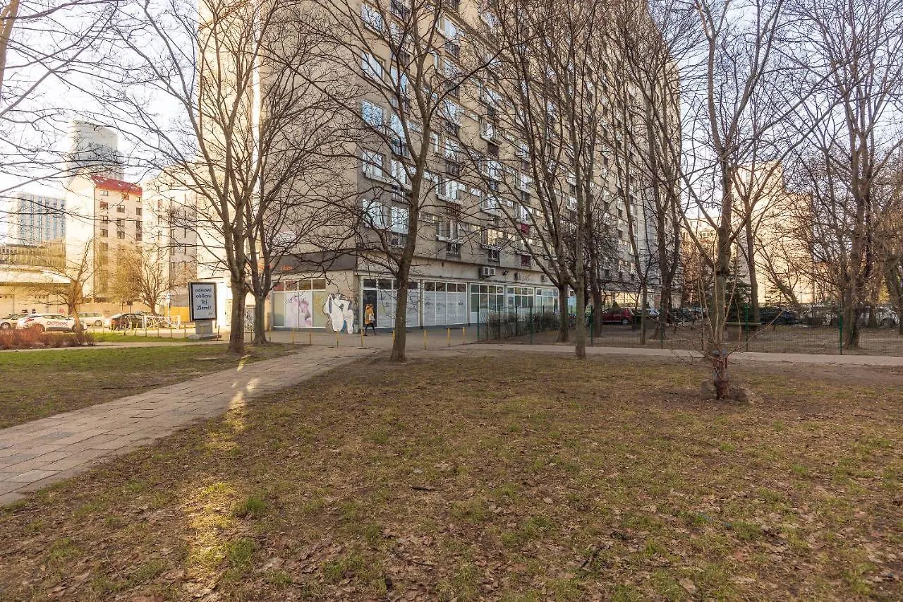 Park Mirowski Blue Apartment Warsaw