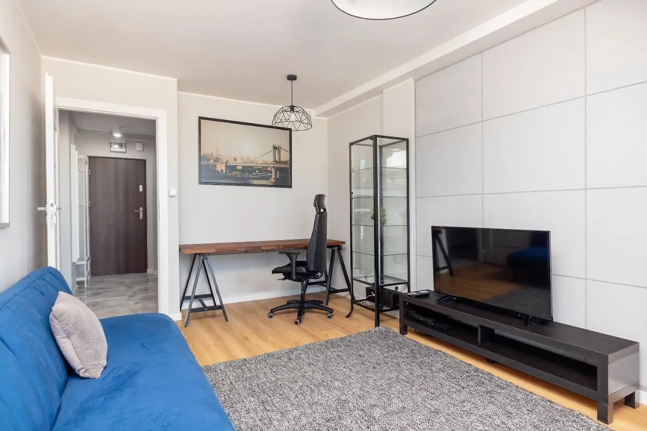 Park Mirowski Blue Apartment Warsaw Poland